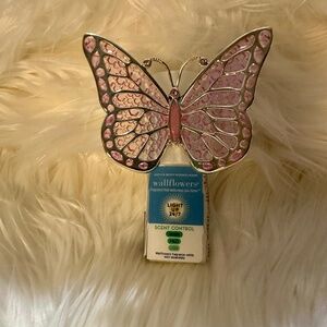 NWT Bath & Body Works Pink Butterfly Light-Up Scent Control Wallflower Plug